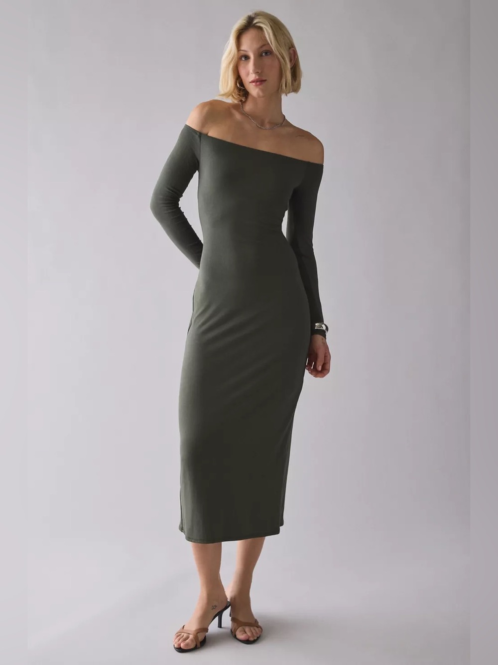 Urban Outfitters | Lyss Jersey Knit Off-The-Shoulder Long Sleeve Midi Dress New